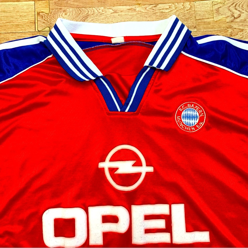1999-2001 Bayern Munich Home Jersey Men’s Size Large # 15 Sławomir Wojciechowski